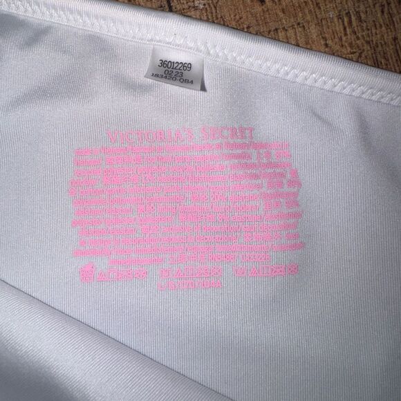 NWT Victoria’s Secret Color block Monokini One-Piece Swimsuit - Picture 10 of 10